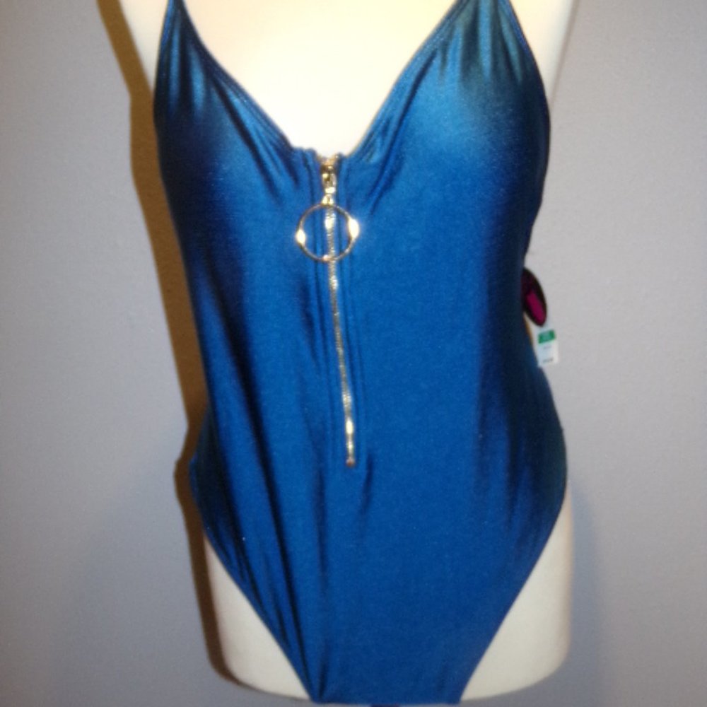NWT No Boundaries Size XL (15-17) Earth Blue Front Zipper Closure